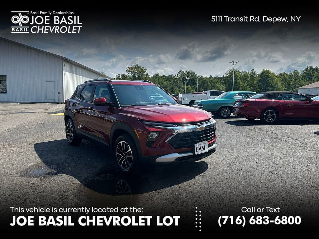 2024 Chevrolet Trailblazer LT — photo 1 of 36