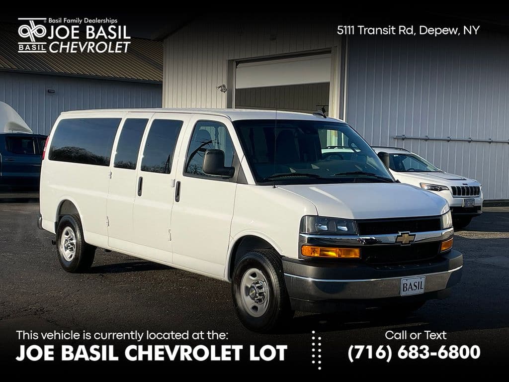 2025 Chevrolet Express Passenger LT — photo 1 of 36