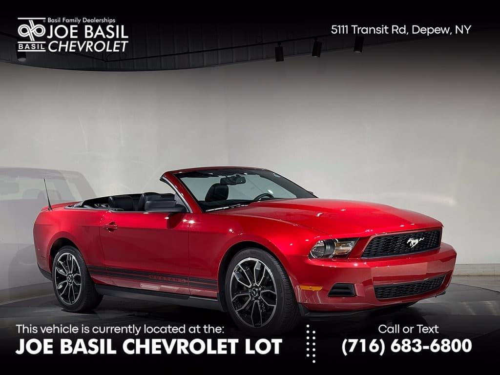 2010 Ford Mustang V6 — photo 1 of 85