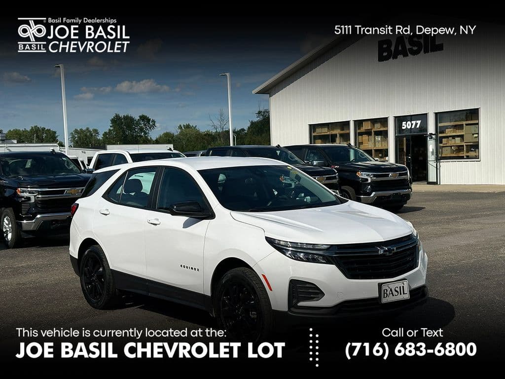 2024 Chevrolet Equinox LS — photo 1 of 37