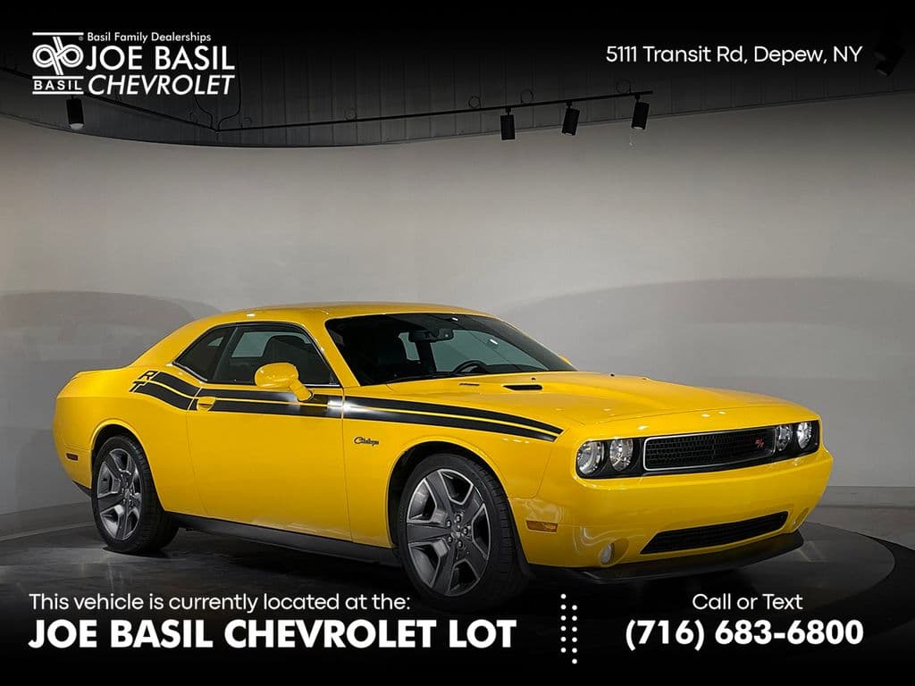 2012 Dodge Challenger R/T — photo 1 of 88