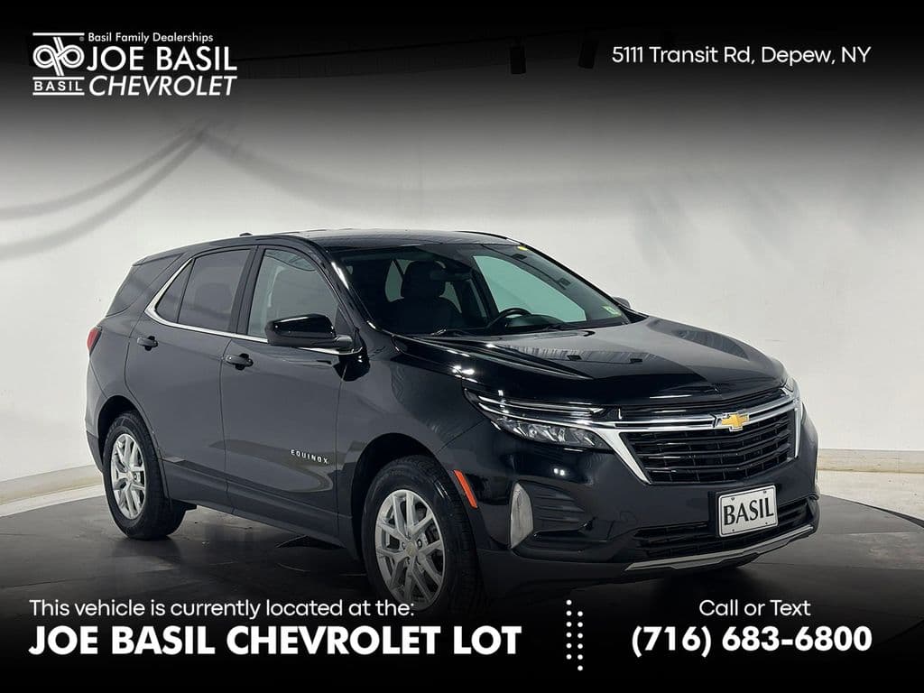 2022 Chevrolet Equinox LT — photo 1 of 41