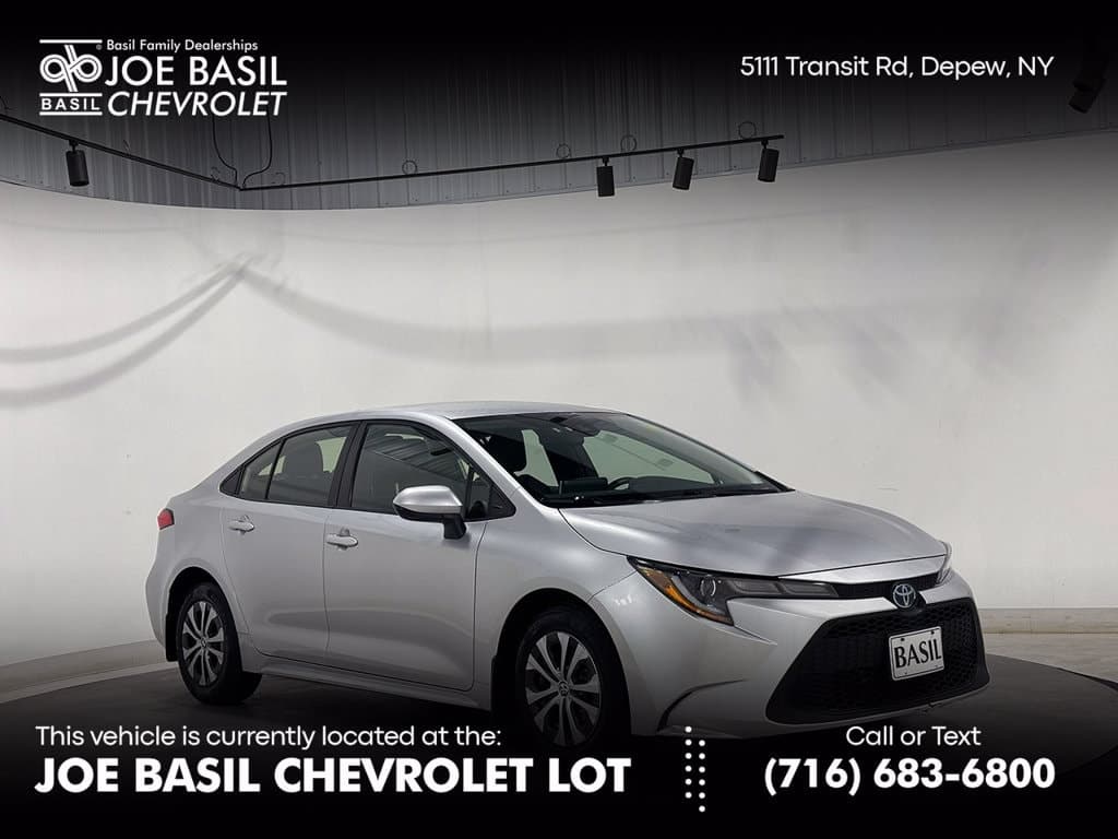 2022 Toyota Corolla Hybrid LE — photo 1 of 36