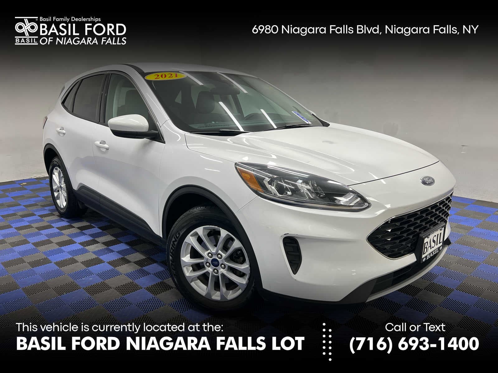 2021 Ford Escape SE — photo 1 of 25