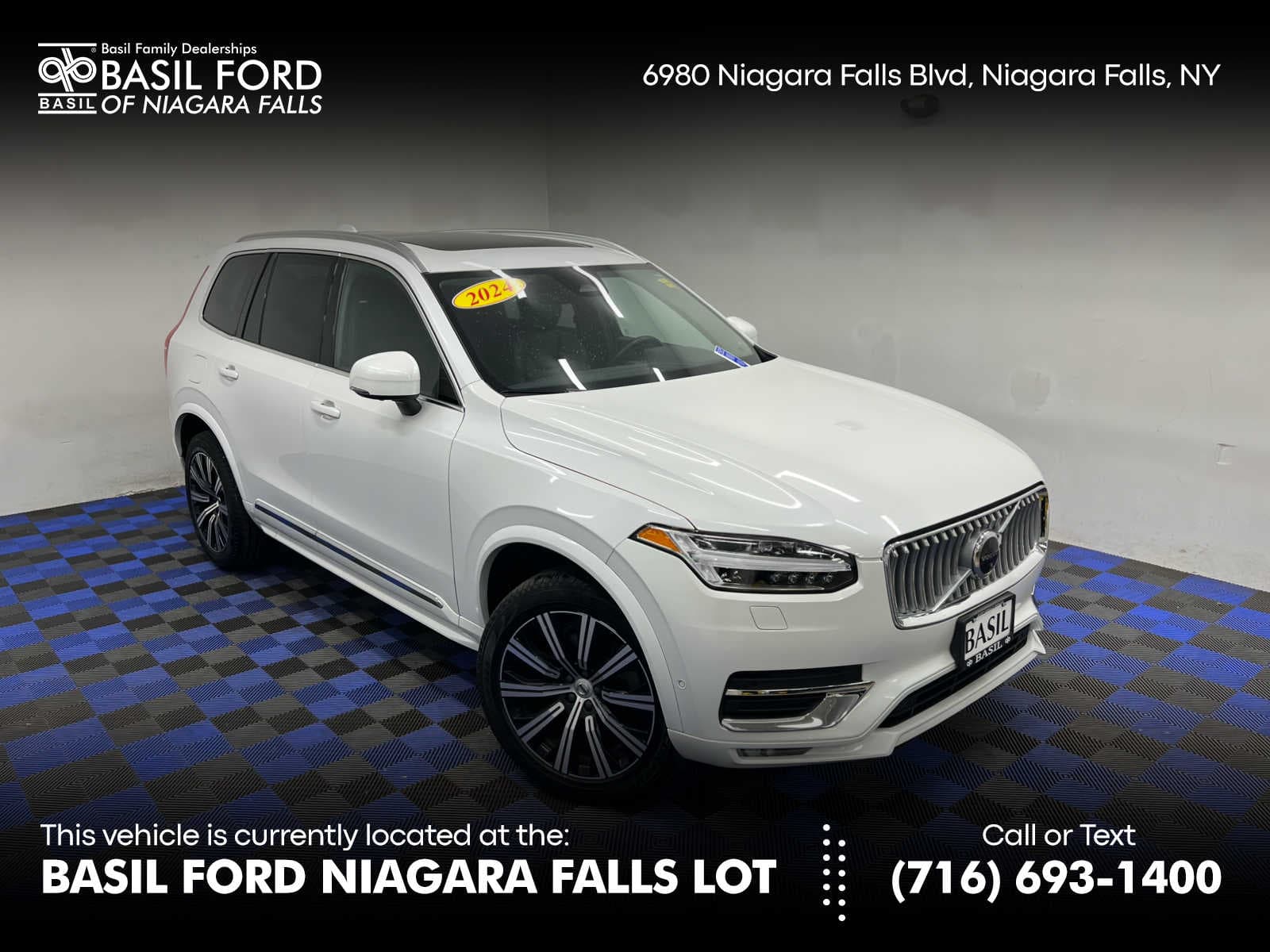 2024 Volvo XC90 Plus Bright Theme — photo 1 of 28