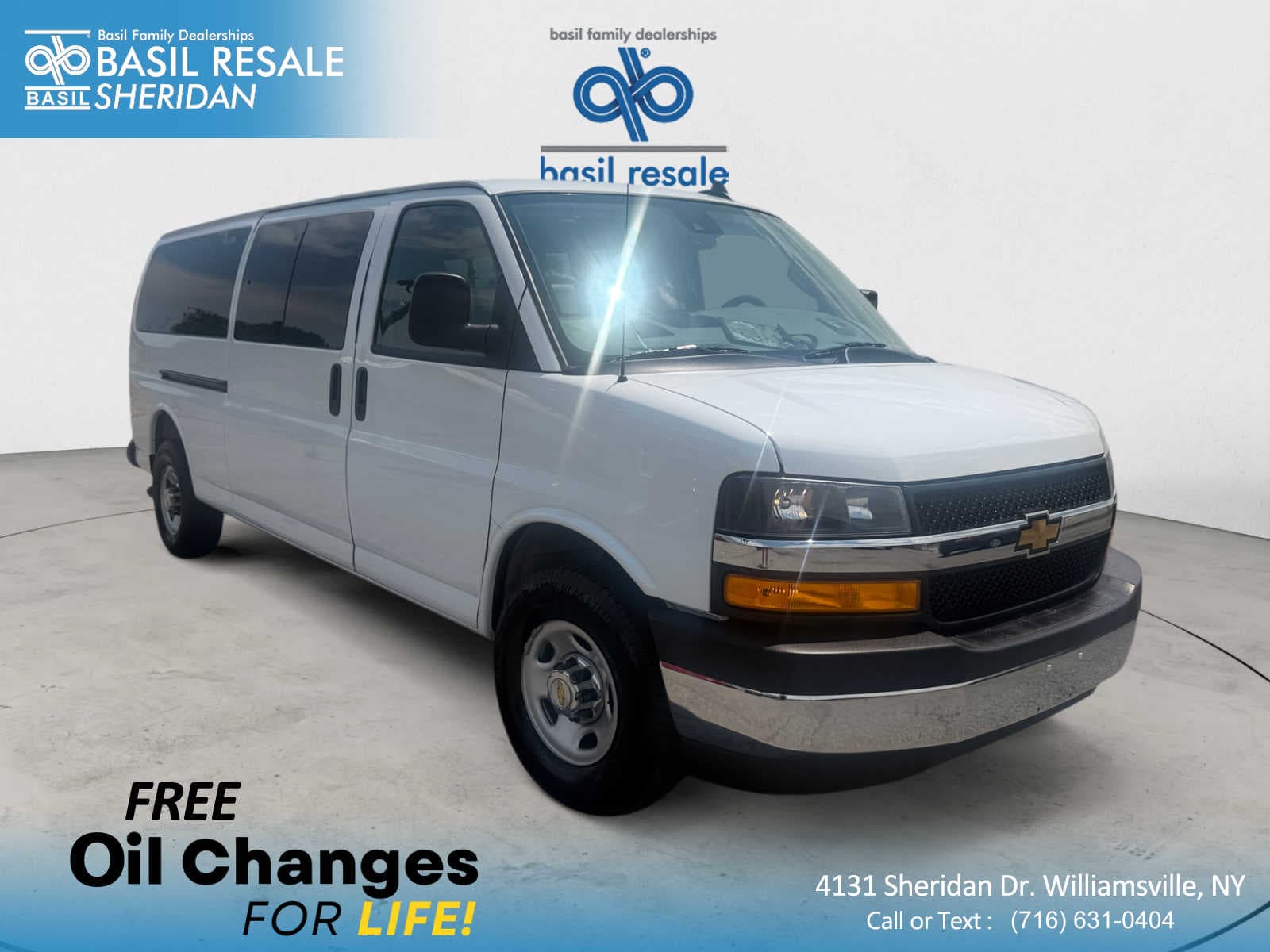 2025 Chevrolet Express Passenger LT — photo 1 of 30
