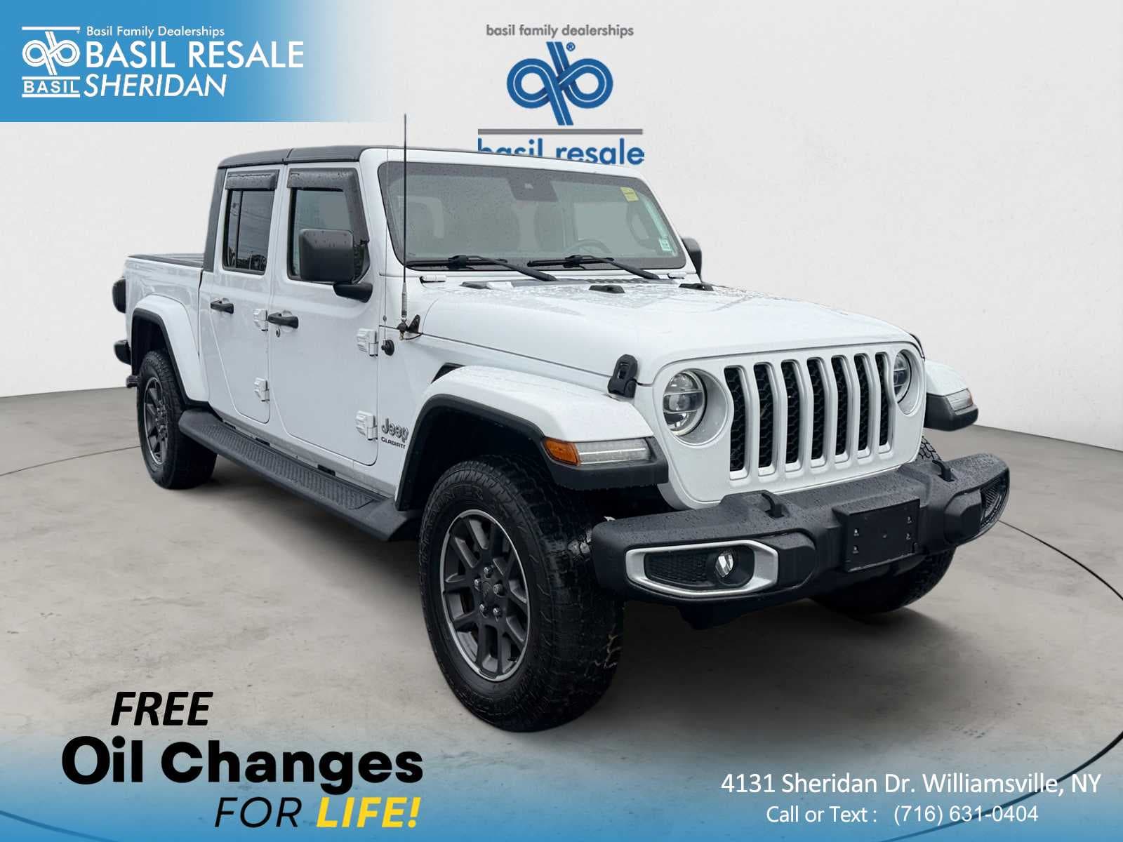 2020 Jeep Gladiator Overland — photo 1 of 32