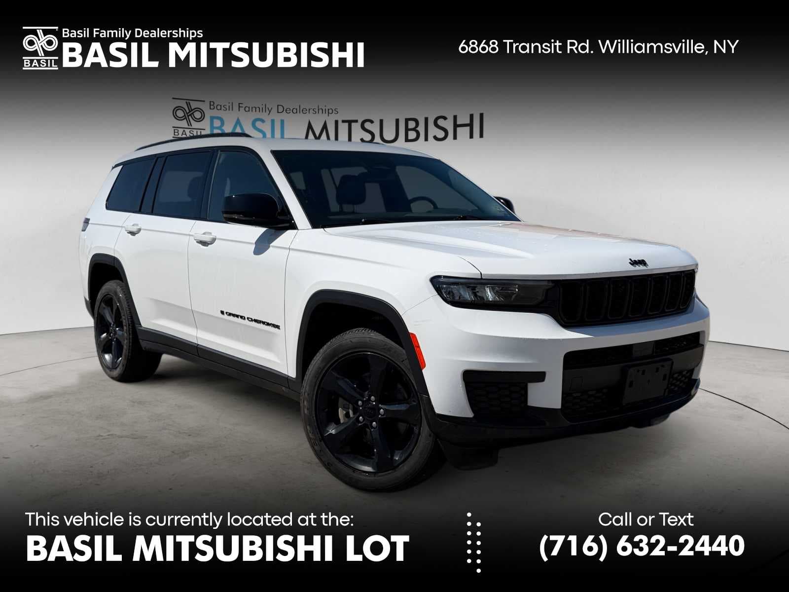 2023 Jeep Grand Cherokee L Laredo — photo 1 of 25