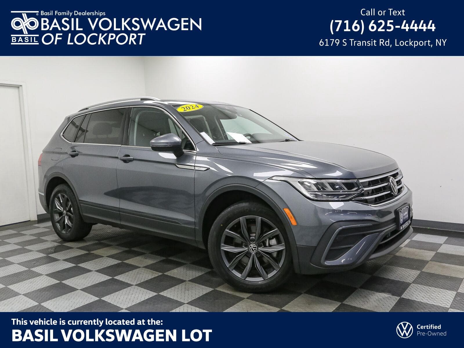 2024 Volkswagen Tiguan SE — photo 1 of 48