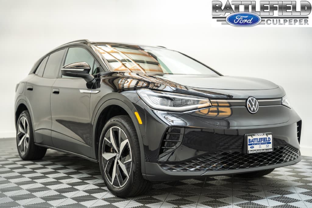 2023 Volkswagen ID.4 Pro S — photo 1 of 44