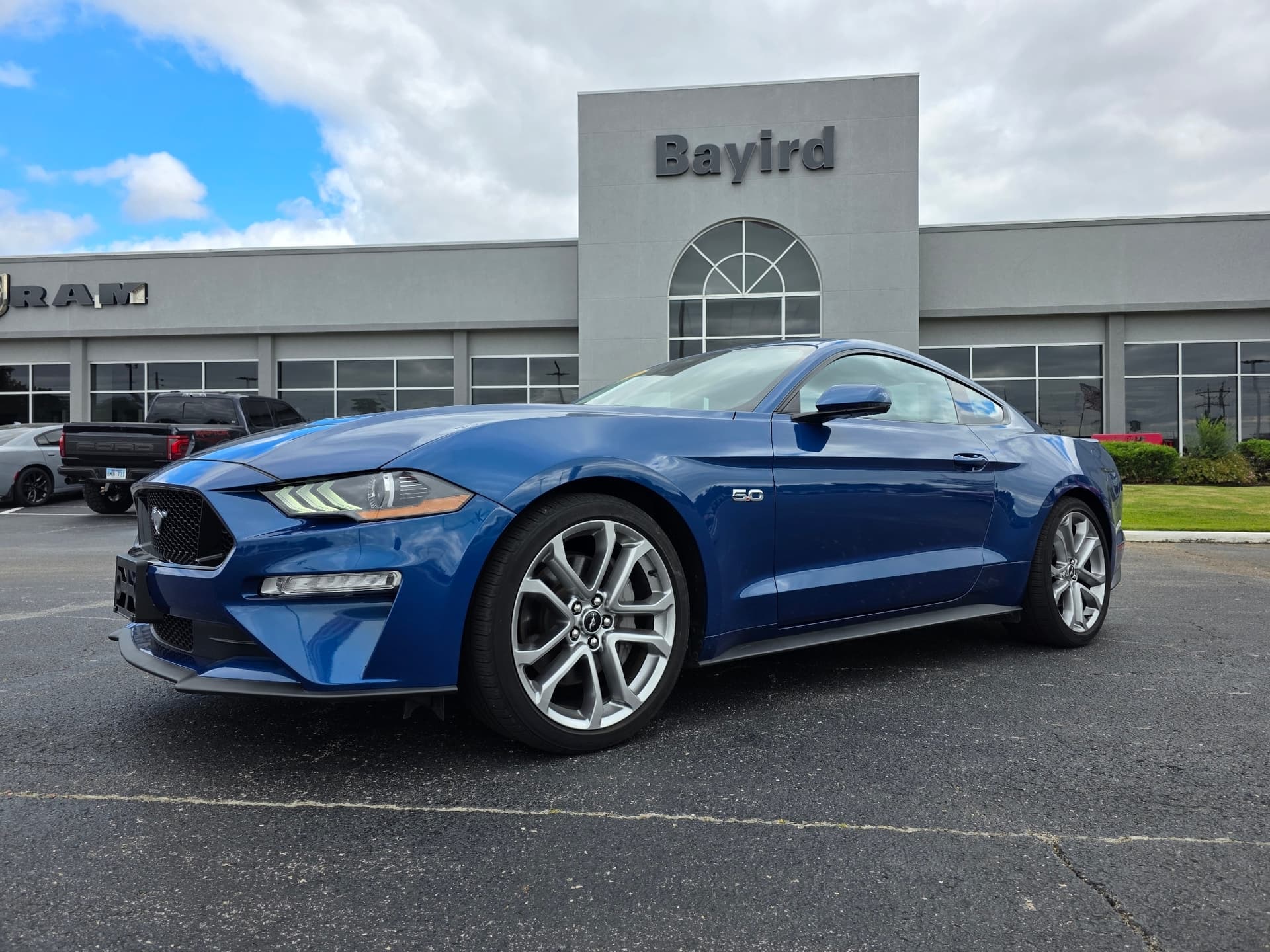 2022 Ford Mustang Base — photo 1 of 36