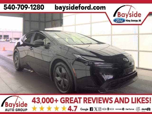 2026 Toyota Prius LE — photo 1 of 21