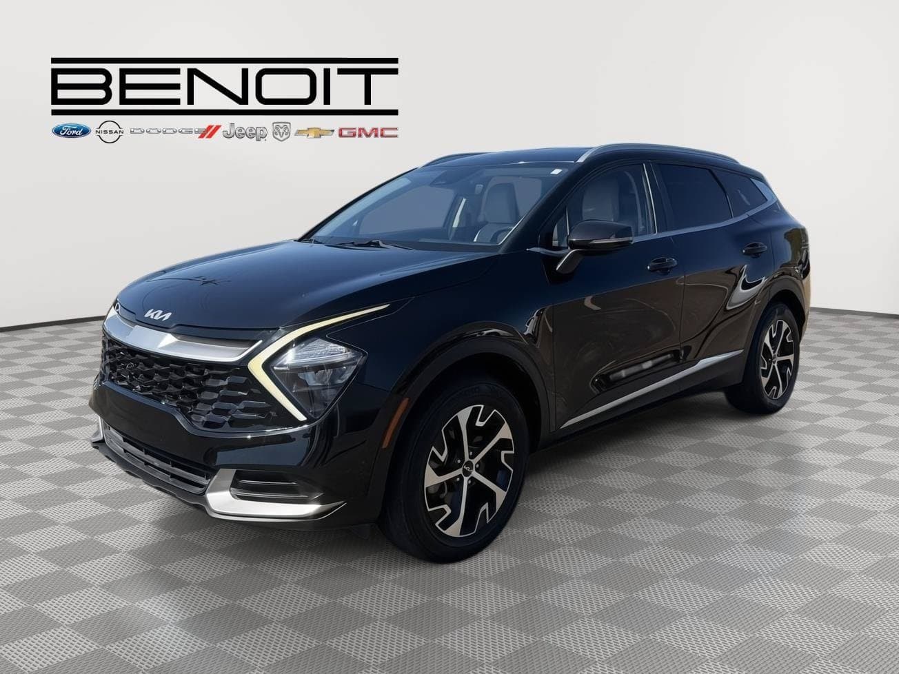 2023 Kia Sportage Hybrid EX — photo 1 of 23
