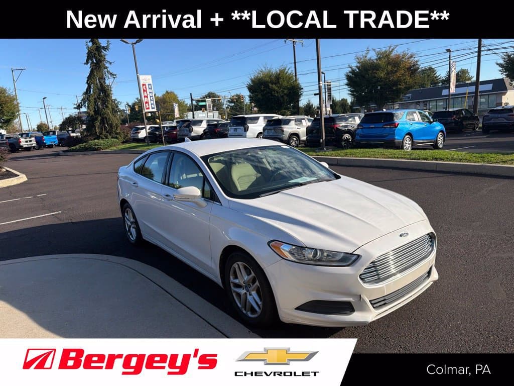 2013 Ford Fusion SE — photo 1 of 18