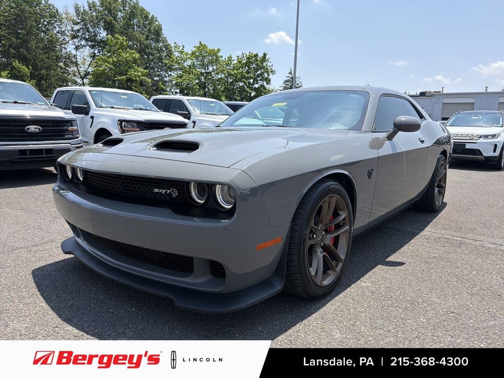 2023 Dodge Challenger Base — photo 1 of 36