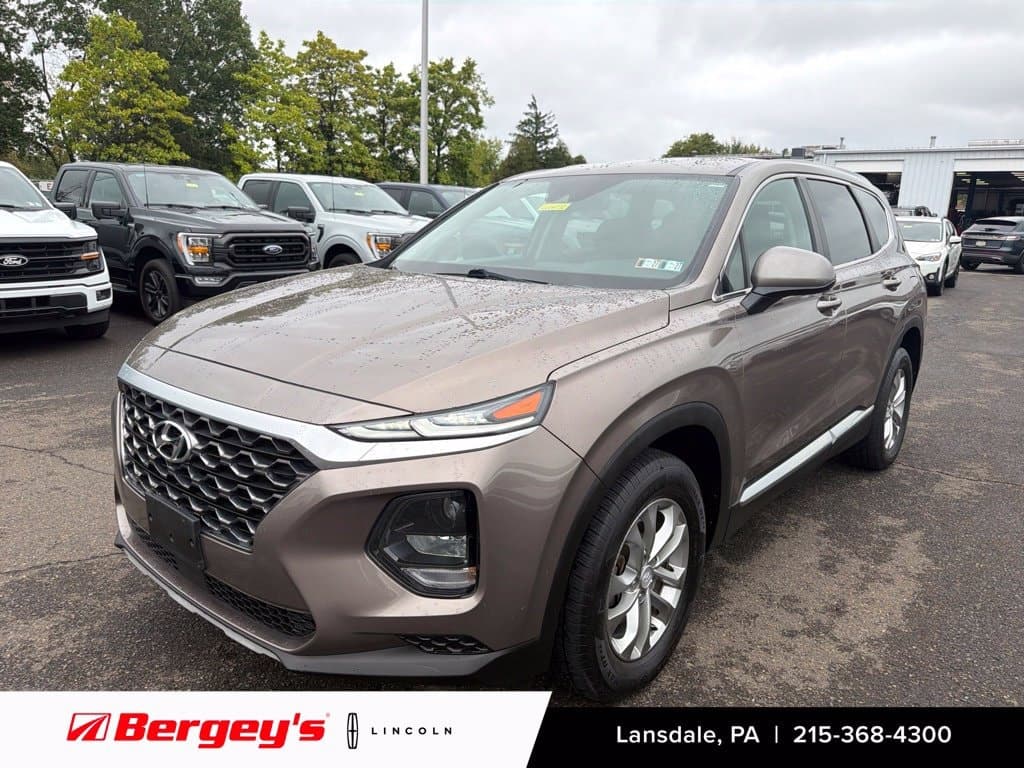 2019 Hyundai Santa Fe Base — photo 1 of 37