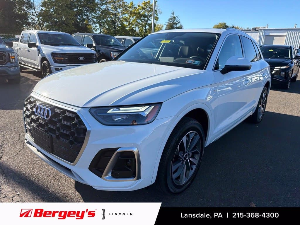 2023 Audi Q5 S line Premium Plus — photo 1 of 39