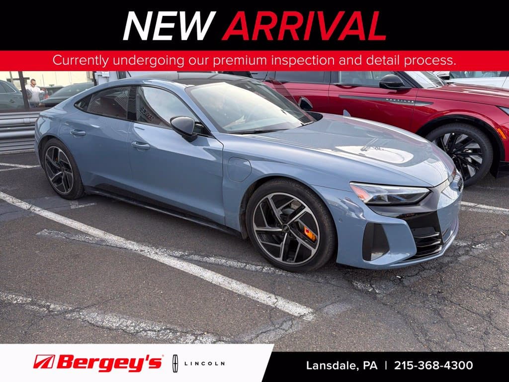 2024 Audi RS e-tron GT Base — photo 1 of 15