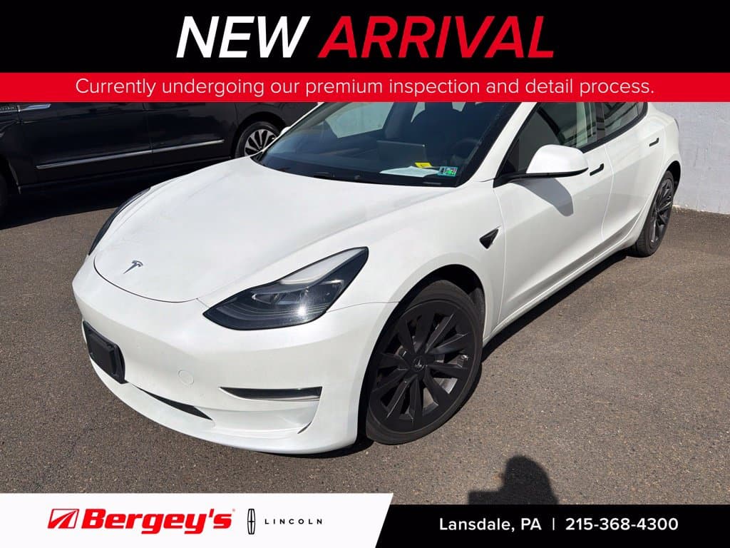 2023 Tesla Model 3 Base — photo 1 of 14