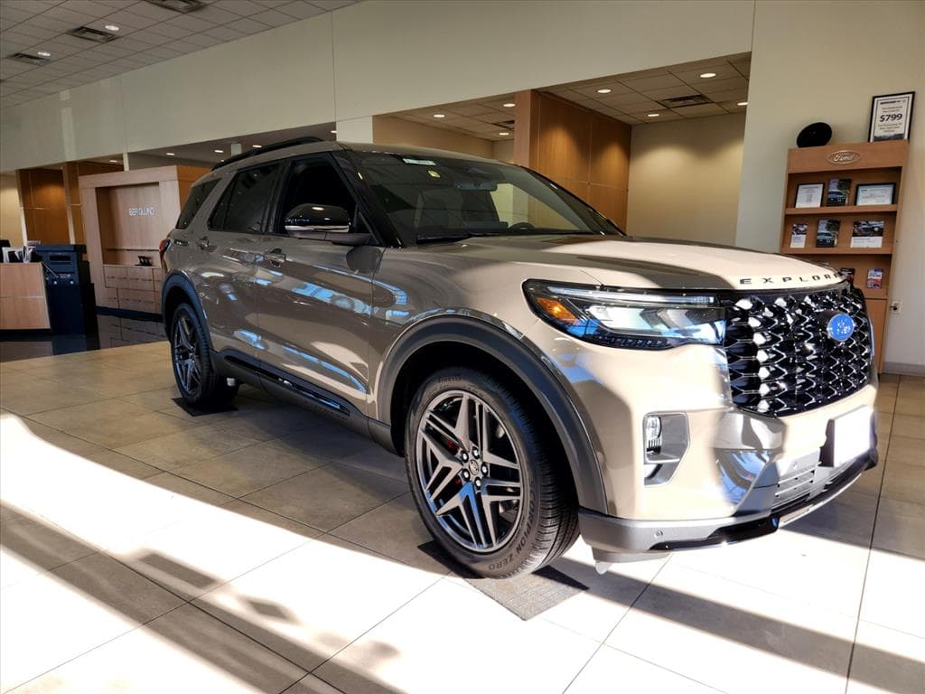 2026 Ford Explorer ST — photo 1 of 27