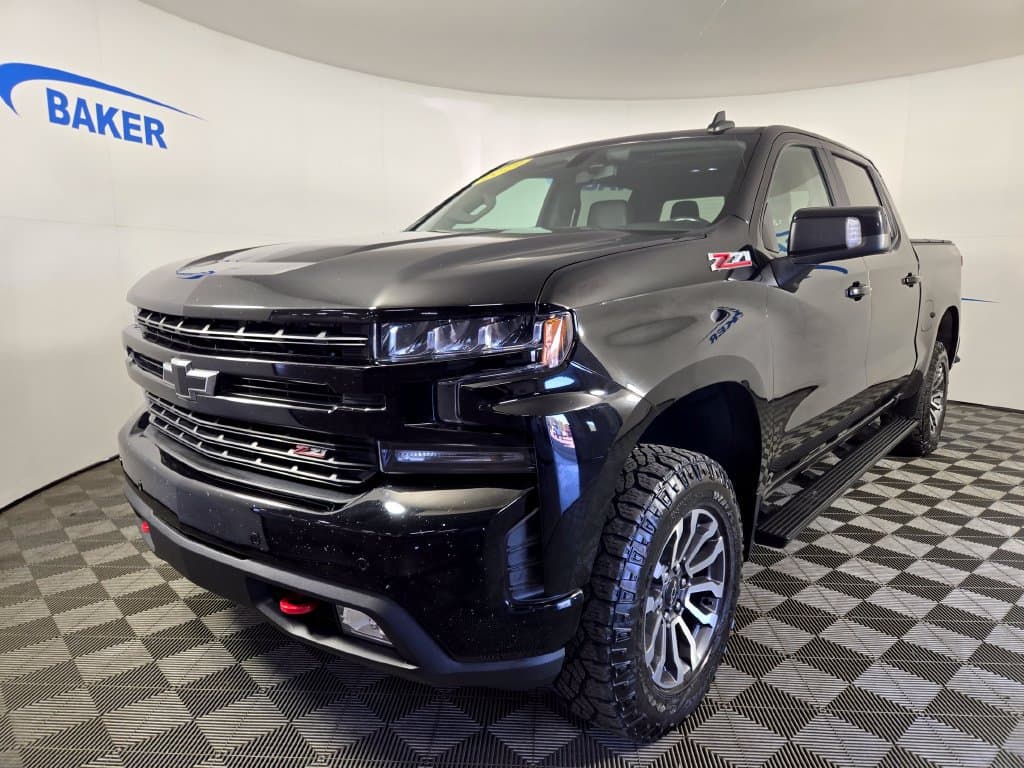2019 Chevrolet Silverado 1500 LT Trail Boss — photo 1 of 37