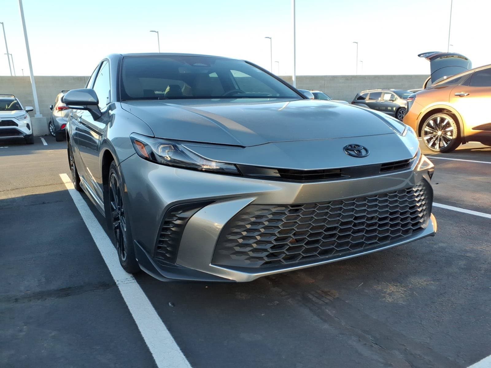 2026 Toyota Camry SE — photo 1 of 4