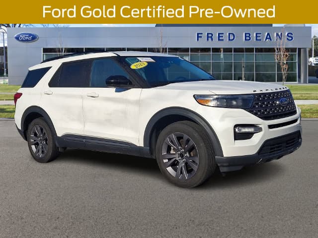 2023 Ford Explorer XLT — photo 1 of 36