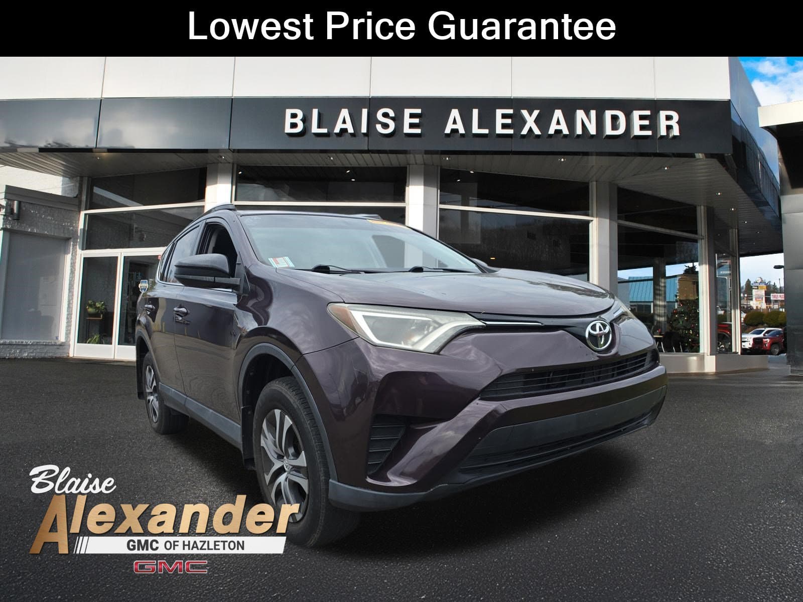 2016 Toyota RAV4 LE — photo 1 of 34