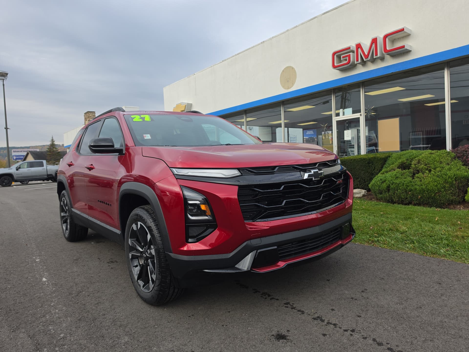 2027 Chevrolet Equinox AWD RS — photo 1 of 32