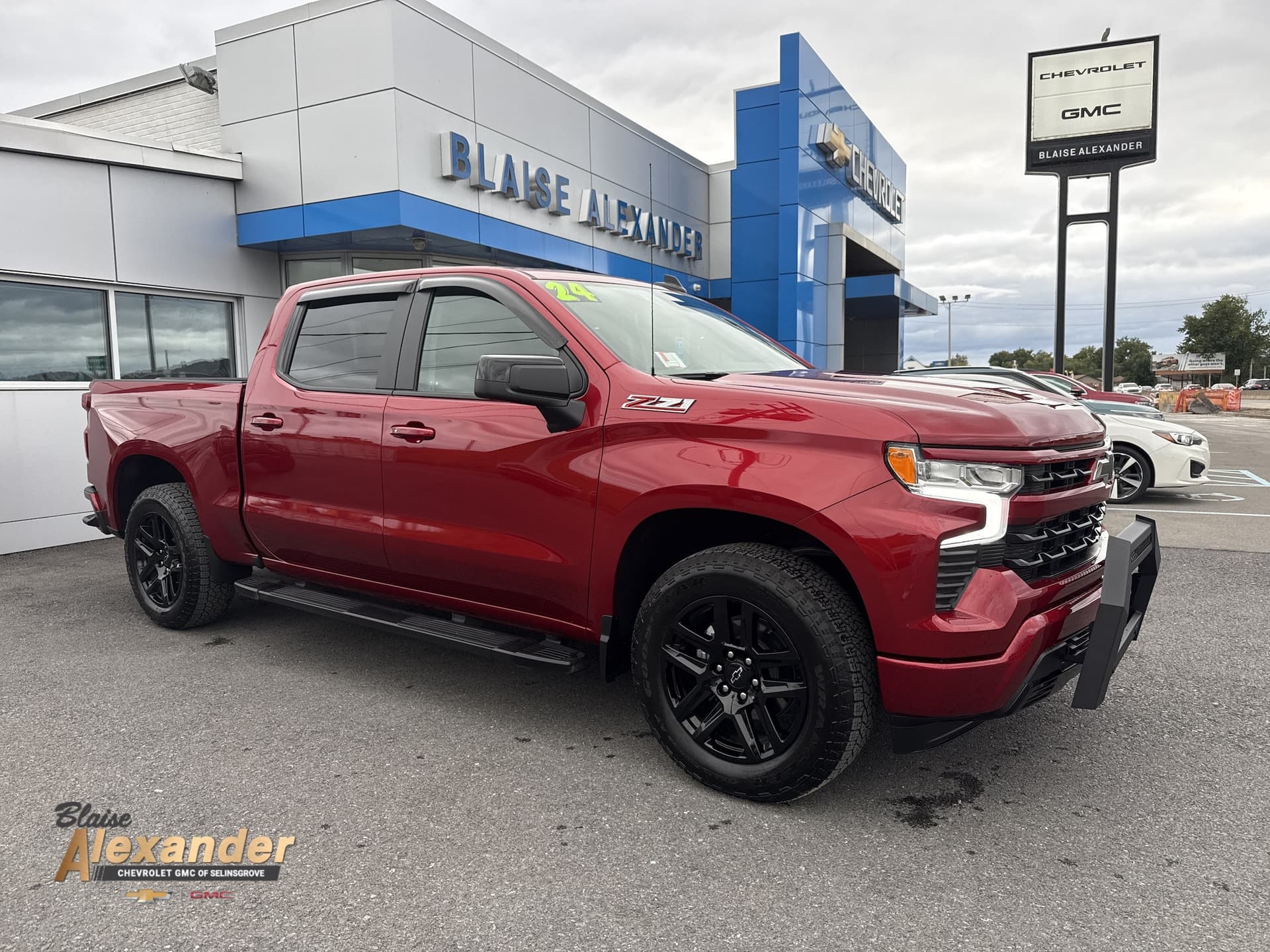 2024 Chevrolet Silverado 1500 RST — photo 1 of 30