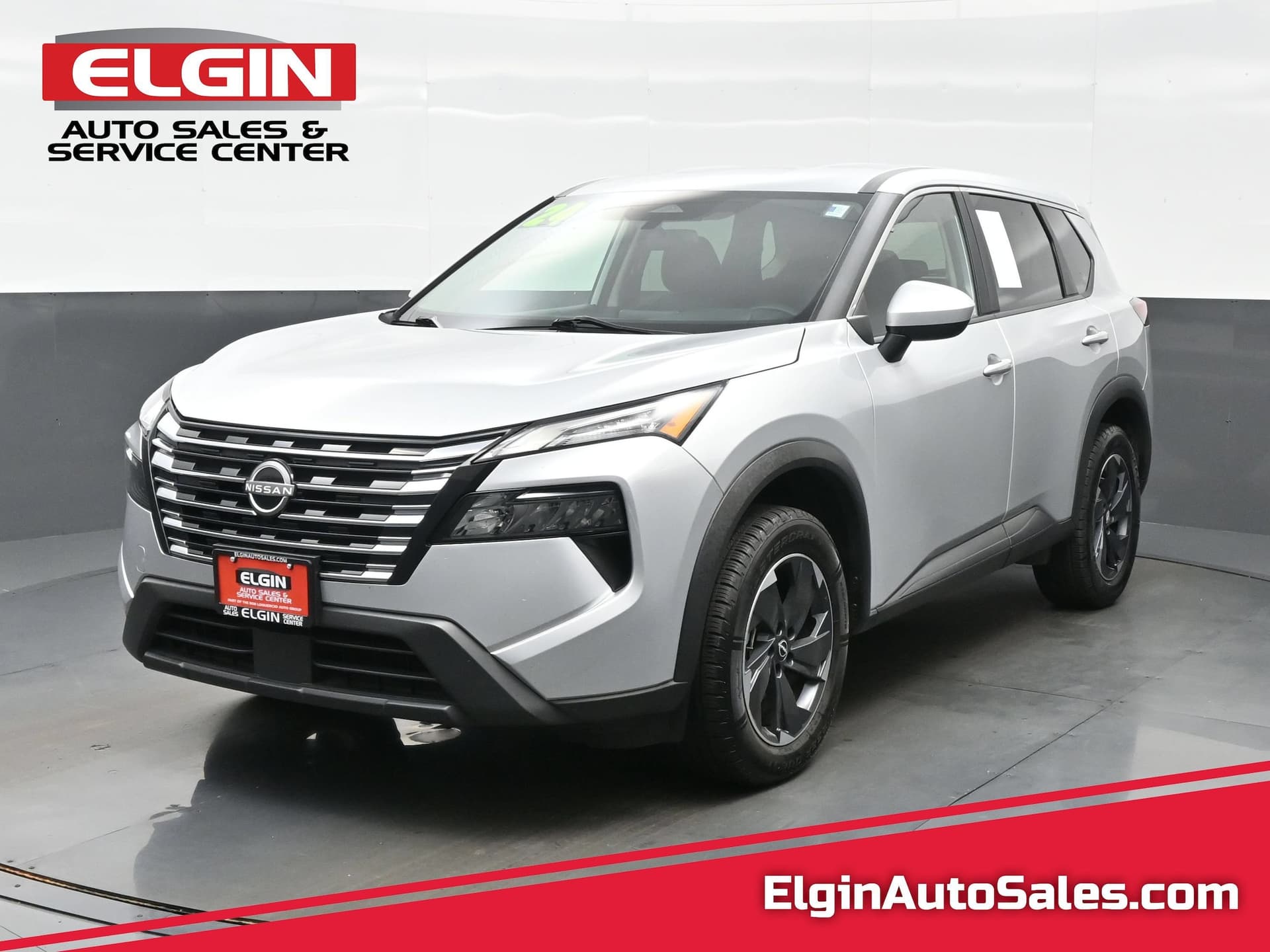 2024 Nissan Rogue SV — photo 1 of 40
