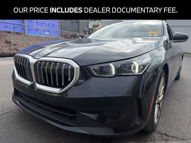 2024 BMW 5 Series 530i xDrive — photo 1 of 9