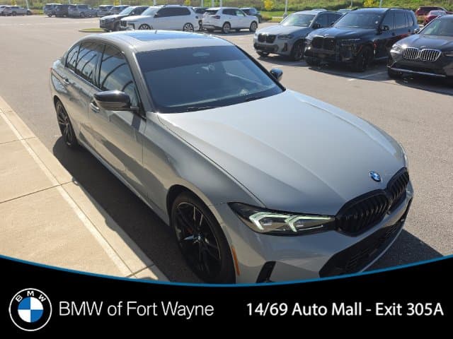 2023 BMW 3 Series 330i xDrive — photo 1 of 7