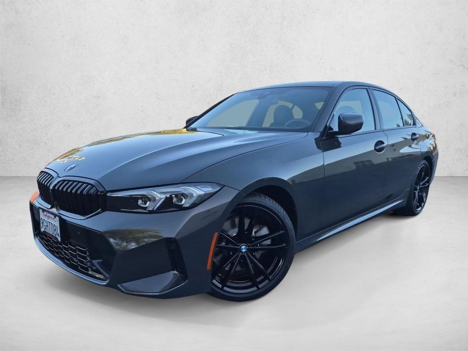 2023 BMW 3 Series 330i — photo 1 of 26