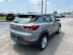 Extra Photo
