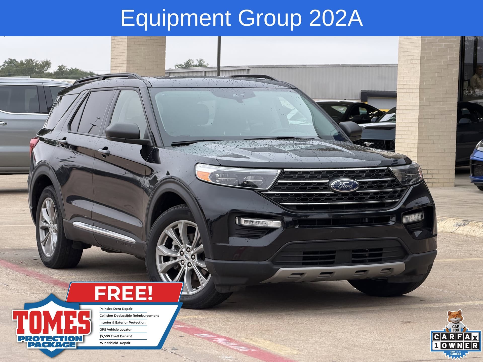 2023 Ford Explorer XLT — photo 1 of 31
