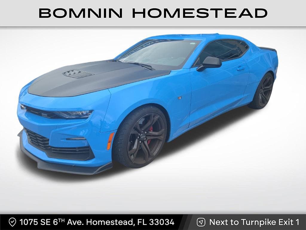 2023 Chevrolet Camaro Base — photo 1 of 4