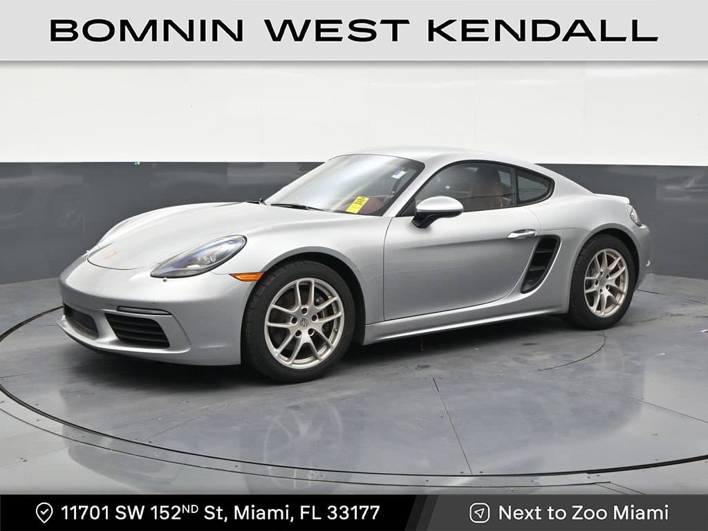 2024 Porsche 718 Cayman Base — photo 1 of 32