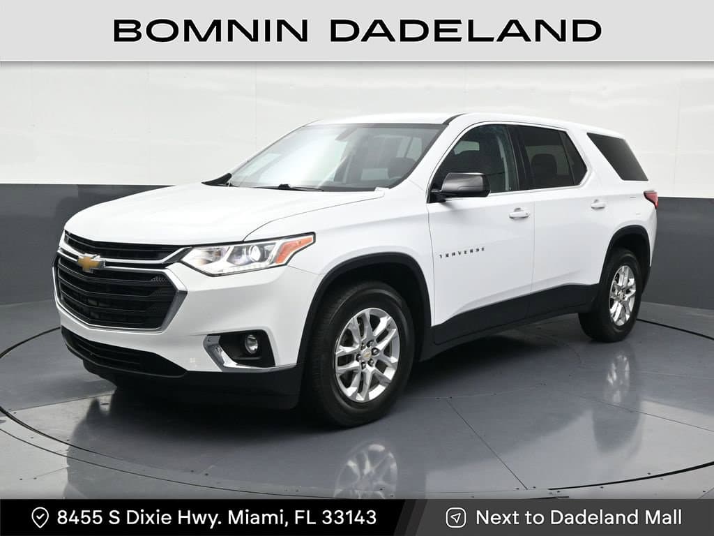 2019 Chevrolet Traverse LS — photo 1 of 43