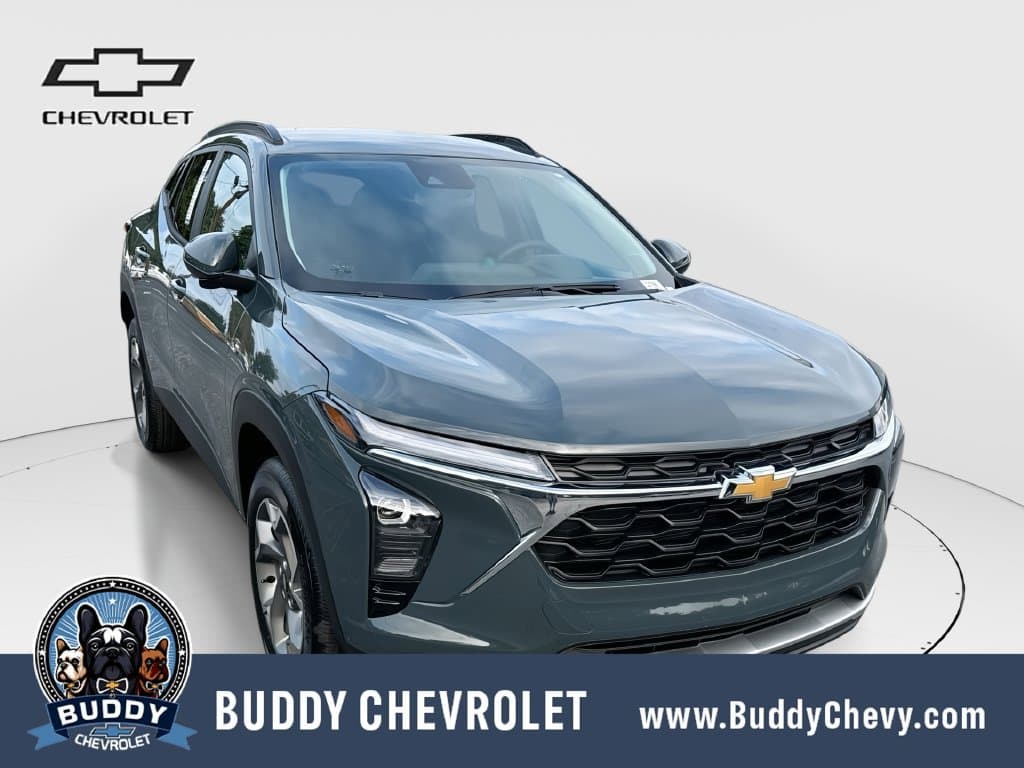 2026 Chevrolet Trax LT — photo 1 of 67