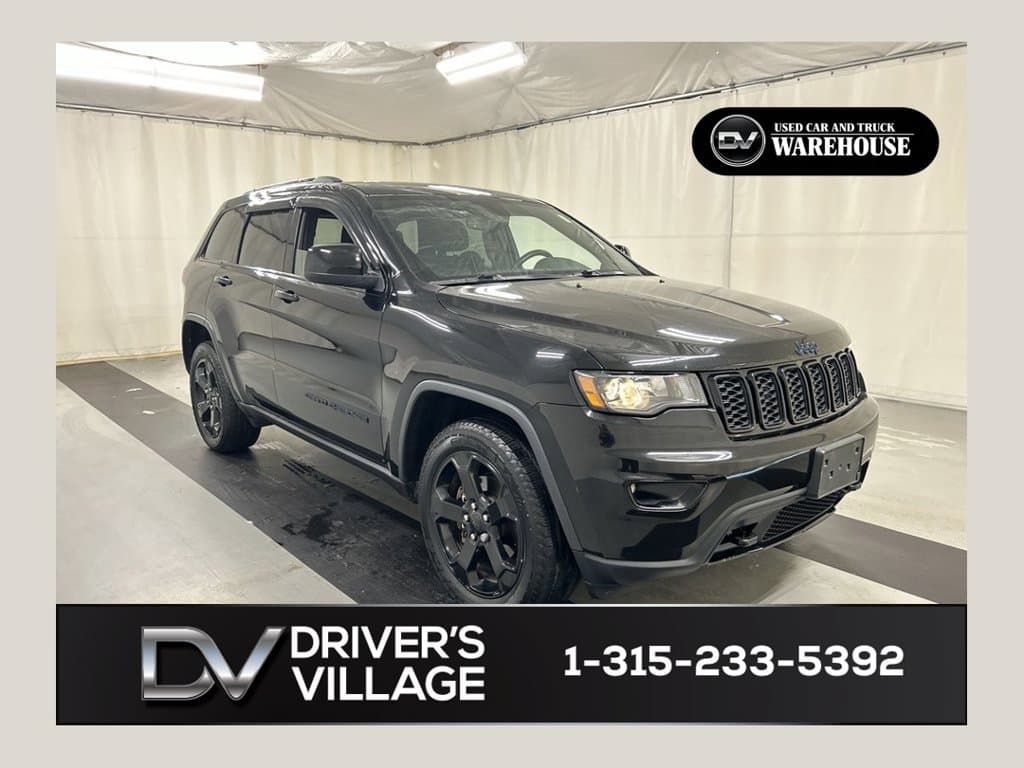 2018 Jeep Grand Cherokee Laredo — photo 1 of 23