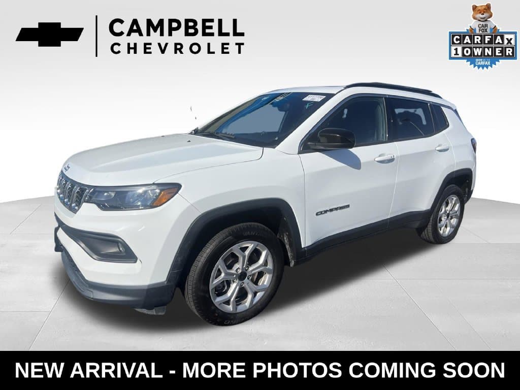 2025 Jeep Compass Latitude — photo 1 of 11