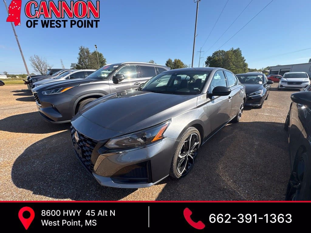 2024 Nissan Altima 2.5 SR — photo 1 of 4