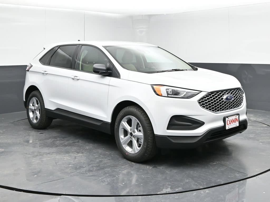 2024 Ford Edge SE — photo 1 of 41