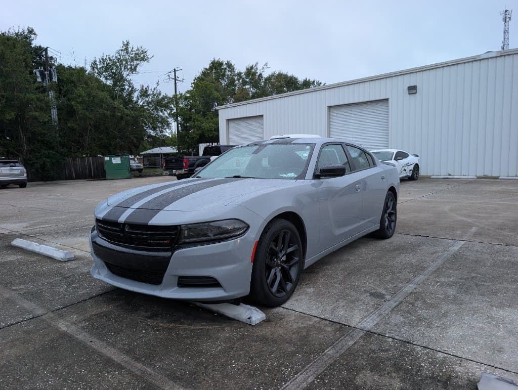 2022 Dodge Charger SXT — photo 1 of 3