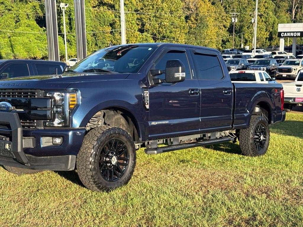 2019 Ford Super Duty F-250 SRW XL — photo 1 of 20
