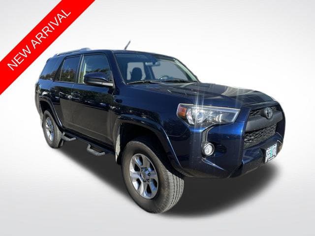 2015 Toyota 4Runner SR5 — photo 1 of 12