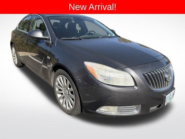 2011 Buick Regal Base — photo 1 of 10