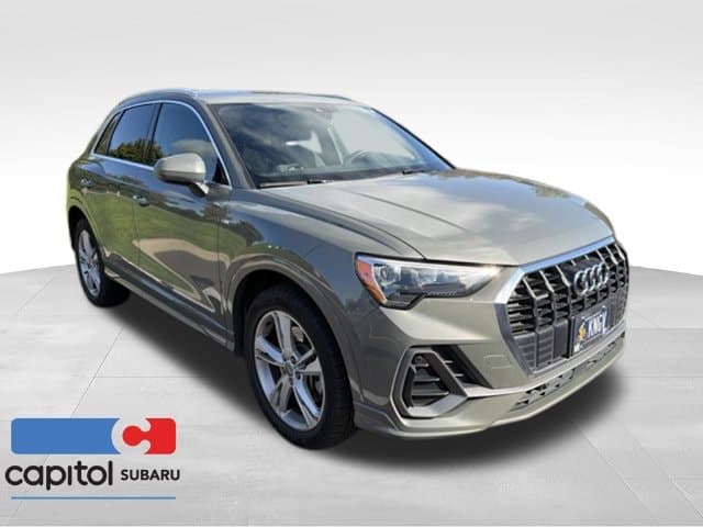 2020 Audi Q3 Premium — photo 1 of 17