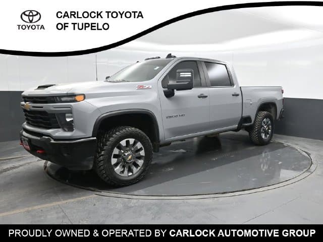 2024 Chevrolet Silverado 2500HD Custom — photo 1 of 44
